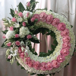 Pink And White W/Left Cluster Standing Wreath